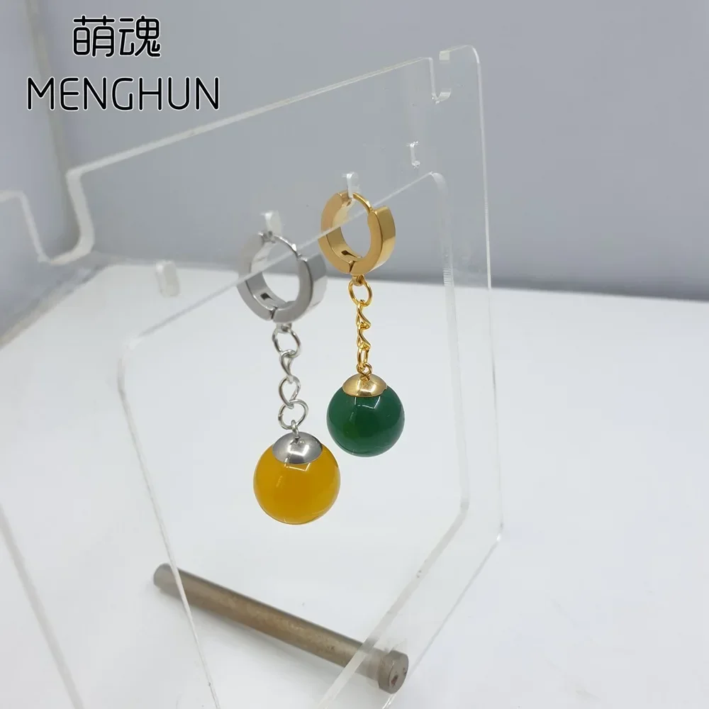 Серьги-гвоздики с шариком в стиле аниме желто-зеленый агат инкрустация круглым