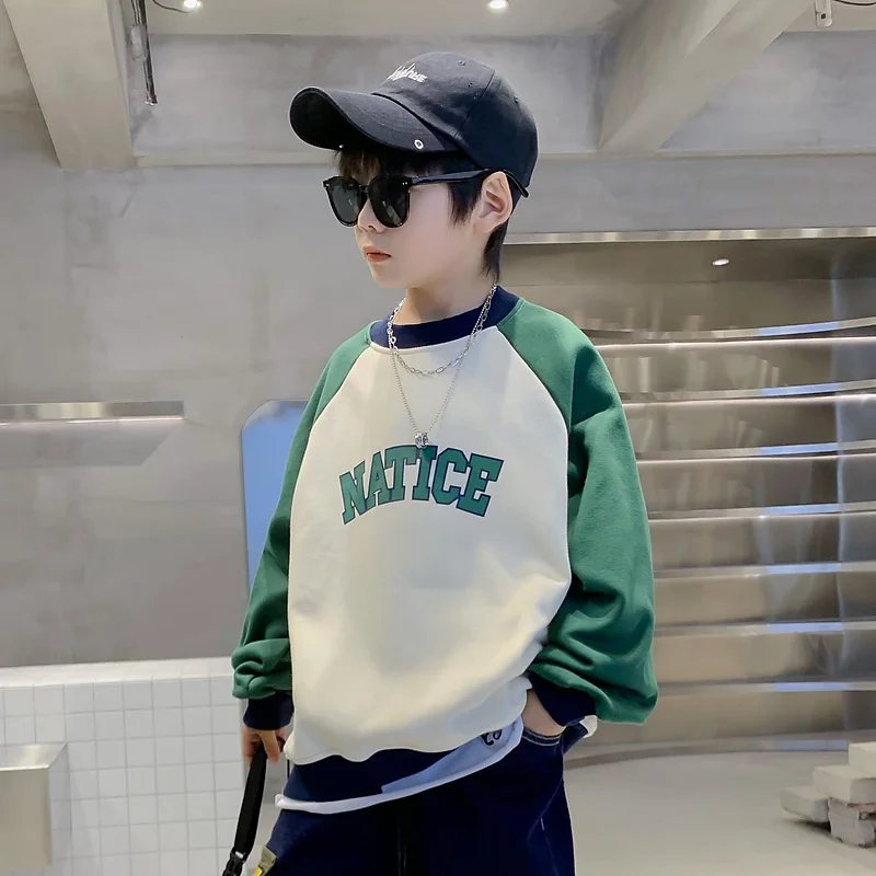 

Children's Clothes Boys Clothing 2022 Spring And Autumn New Korean Version Green Raglan Sleeve Vintage Pullover Sweatshirt Teen