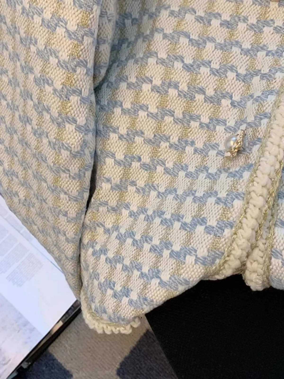 Изящная верхняя одежда во французском стиле для женщин осень и зима 2024 новинка в