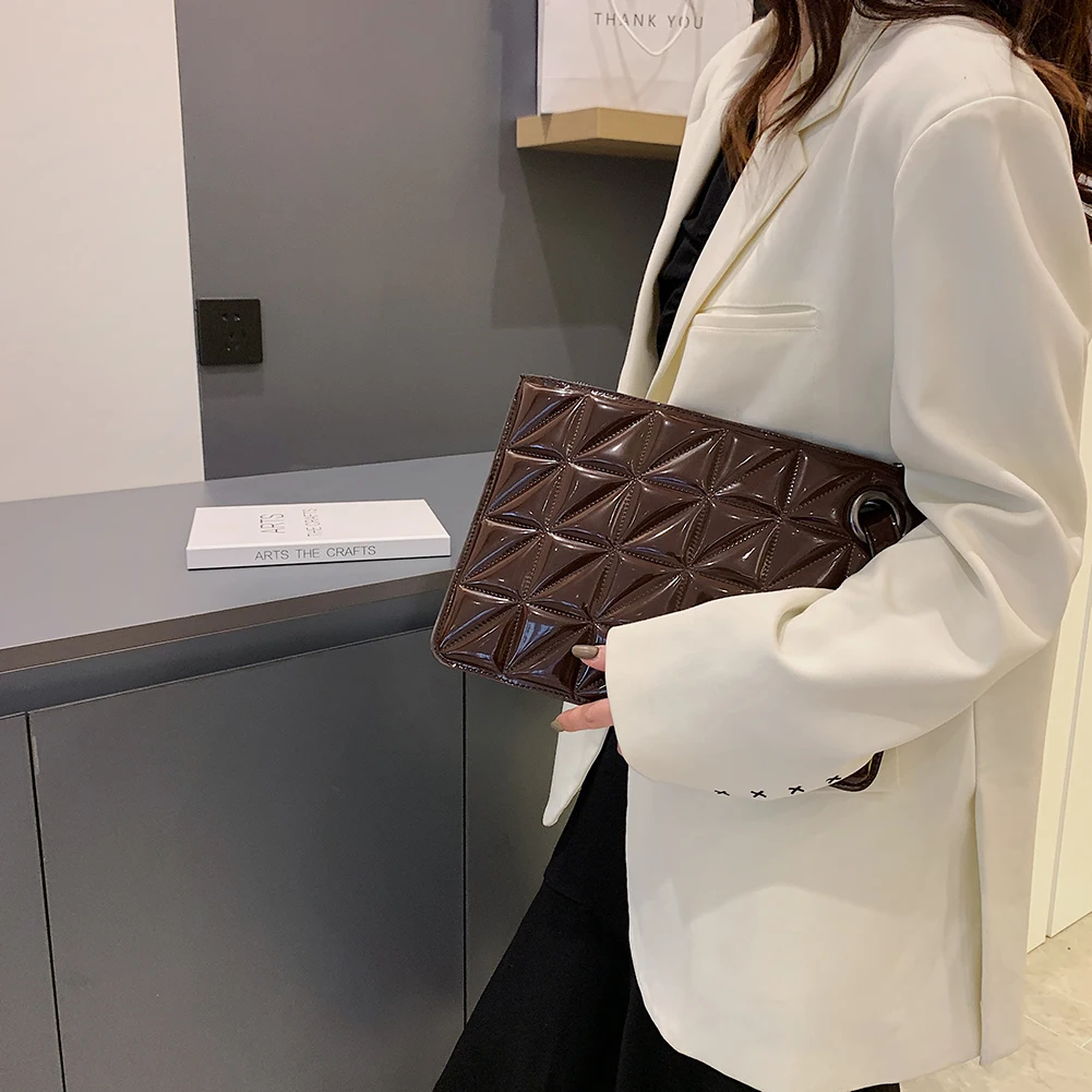 

Women Clutch Bag PU Patent Leather Lattice Envelope Bag Solid Color Zipper Luxury Brand Designer Handbags Coin Purse Evening Bag