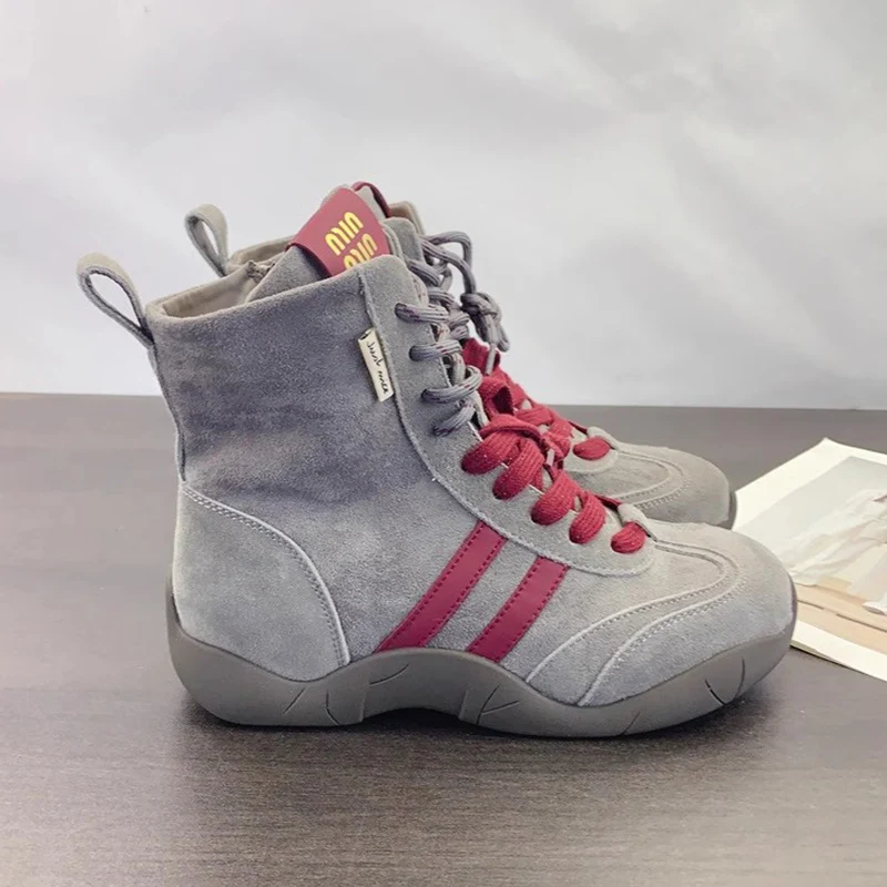 Женские кроссовки ботильоны новая модная замшевая зимняя обувь на платформе 2025