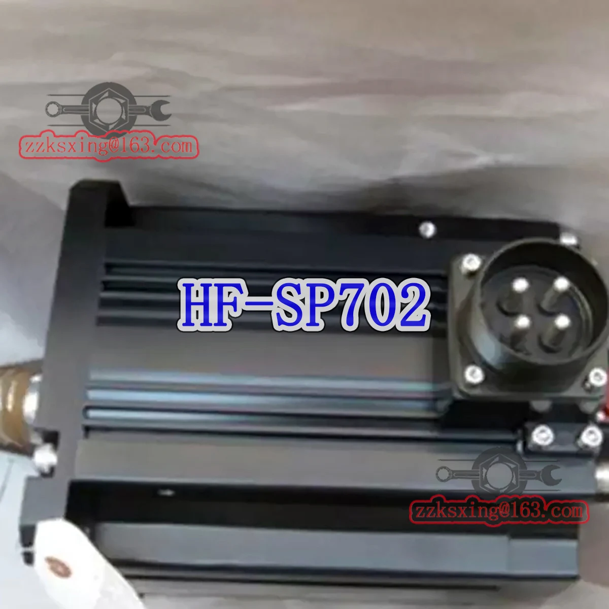 Фото Совершенно новый оригинальный серводвигатель переменного тока HF-SP702 в оригинальной упаковке №5