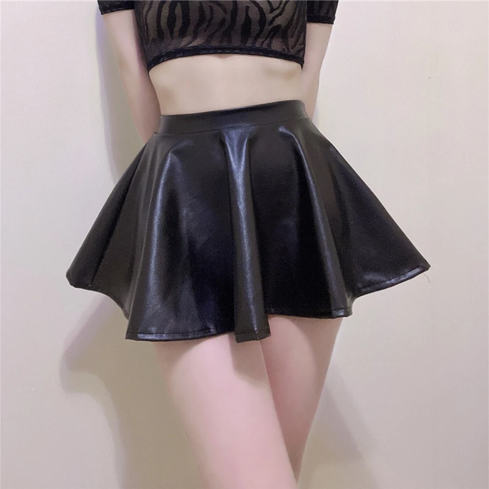 

Ladies Sexy A-line Black Wet Look PU Leather Skater Skirt Short Pleated Skirt New Fashion Women Solid Color Skirts