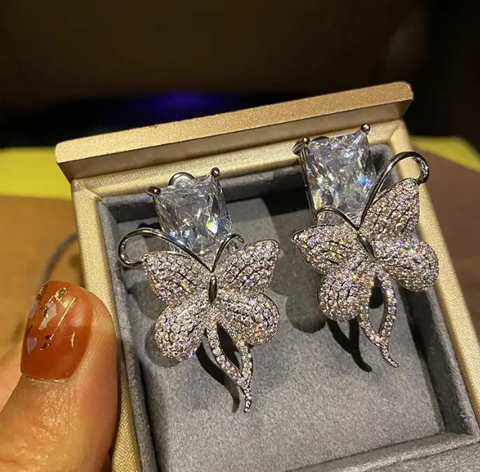 

Large square diamond butterfly earrings women unique ladies temperament high-end full diamond bow elegant jewelry