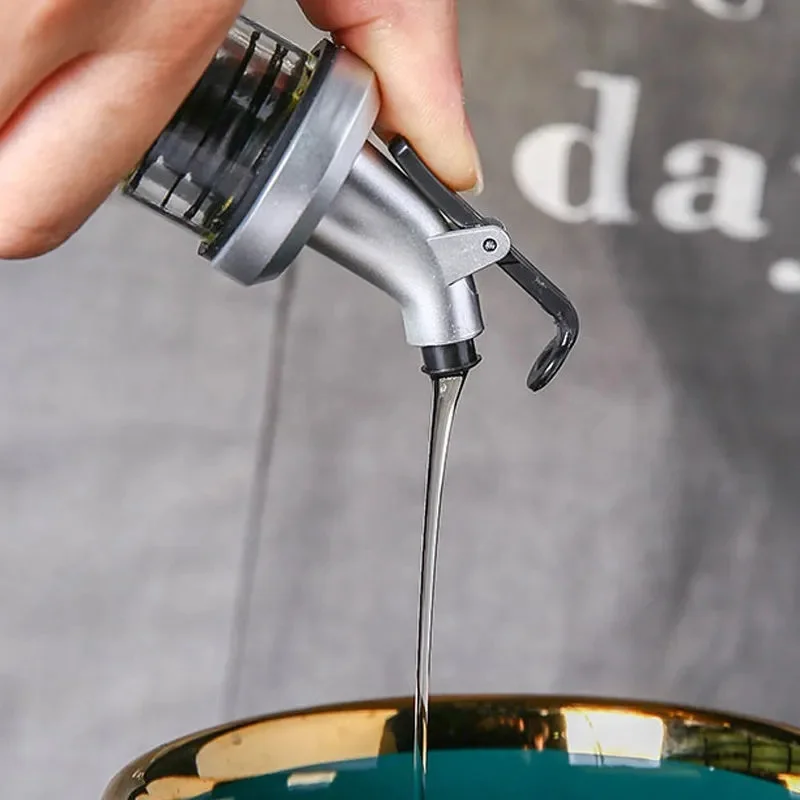 Масленка с пресс-типом противотечения, жирный наконечник, капельницы для наливания вина, оливковый распылитель, пластиковые кухонные инструменты.