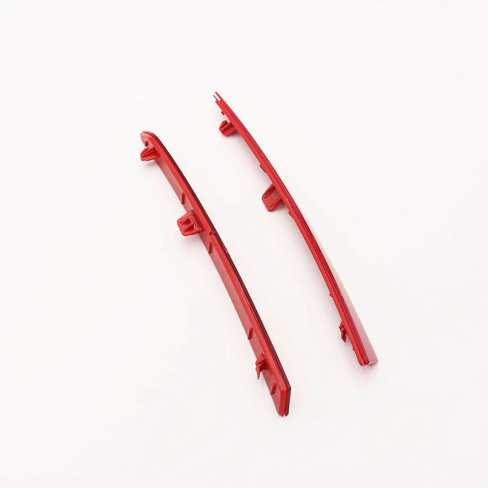 

1pair Rear Right Bumper Reflector Trim Plastic Red For BMW 3-Series F30 F31 M Sport 12-17 Rear Bumper Reflector Lamp