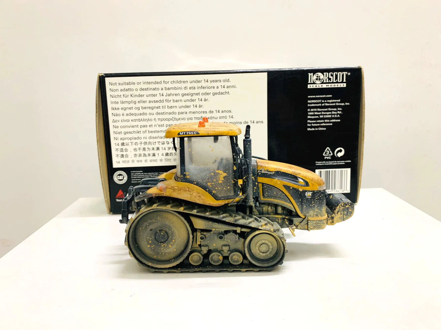 MT765C сельскохозяйственный трактор Muddy Edition масштаб 1:32 литая металлическая Модель