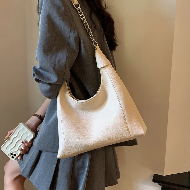 

Fashionable Solid Color Female One Shoulder Bag Pu Leather Popular Textured Chains All-Matched Women Underarm Pack For Shopping