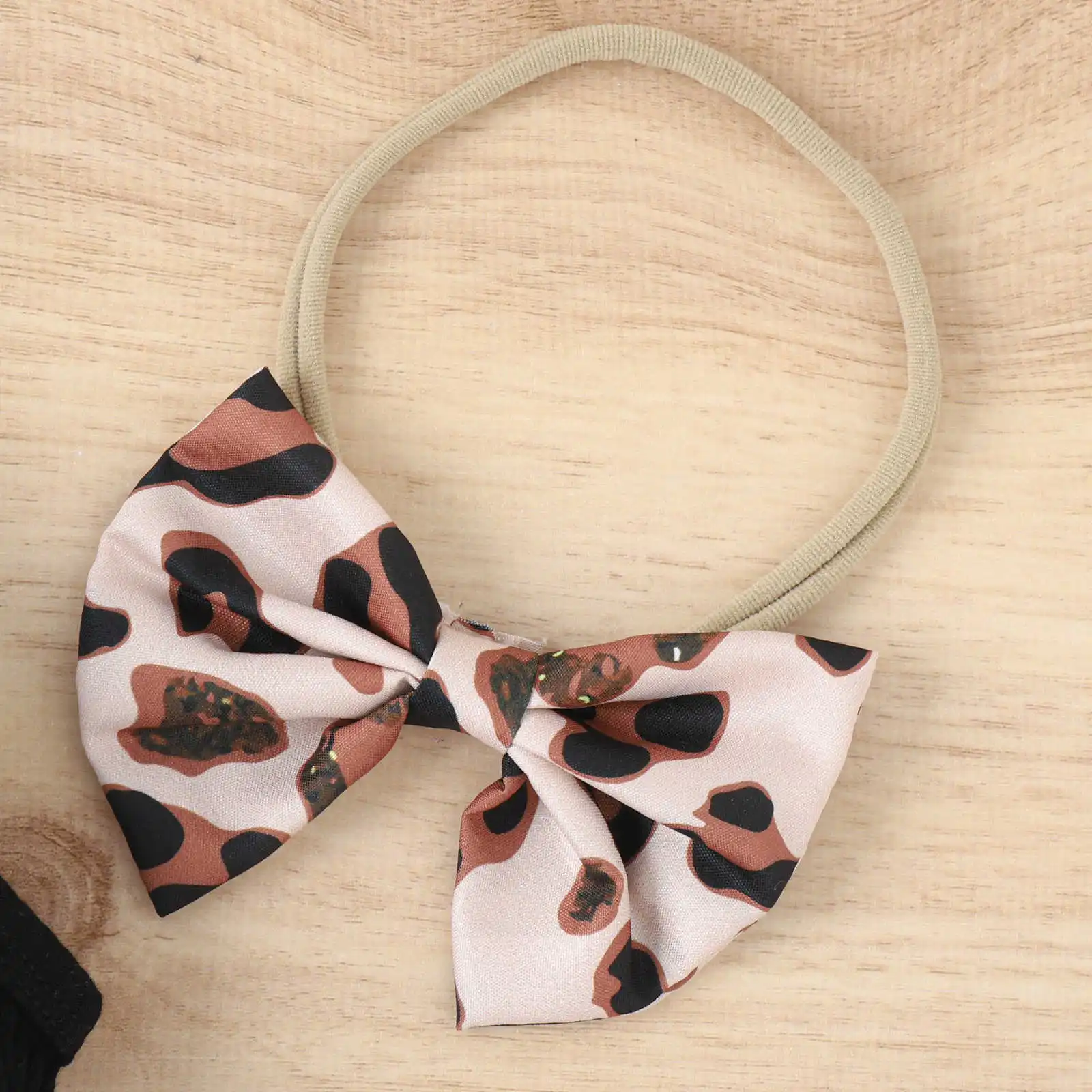 Рисунок 5 - Комплект одежды для новорожденных девочек