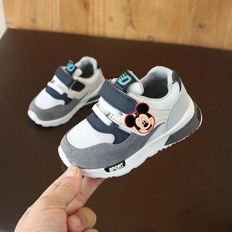 Детские кроссовки для мальчиков и девочек дышащие с мультяшным героем Диснея