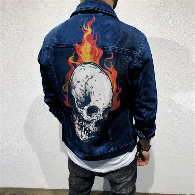 Мужская джинсовая куртка с рисунком черепа