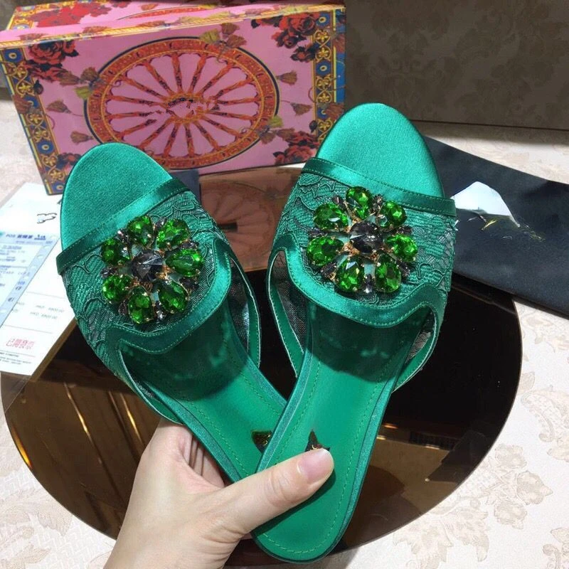 Women's Slippers 2023 Summer New Round Head Lace Low Heel Mesh Breathable Fashion Crystal Rhinestone Flat Heel Open Toe Slippers