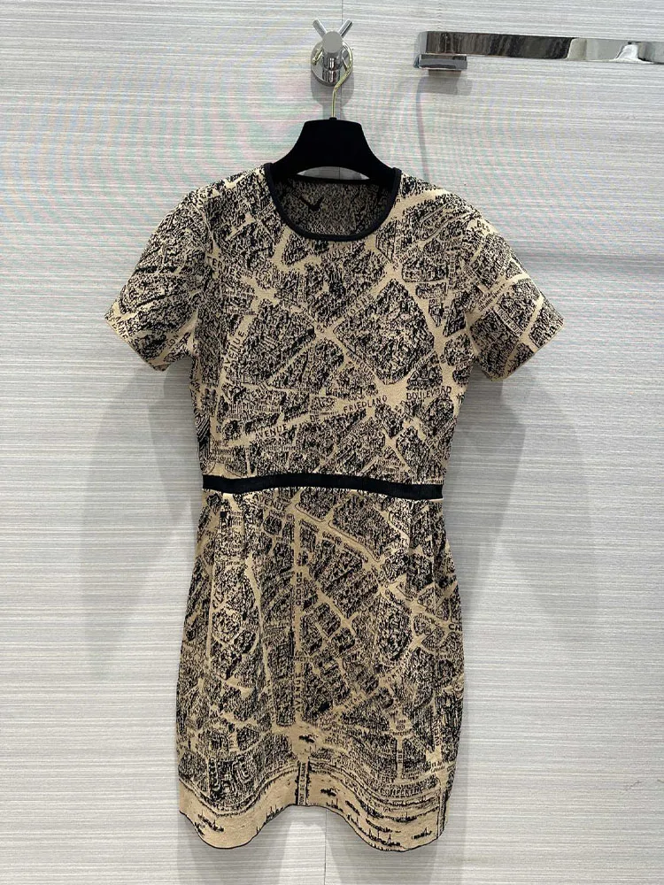

2023 New Autumn And Winter Women Fashion Temperament Comfortable Jacquard Knitted Waistline A-Line Dress