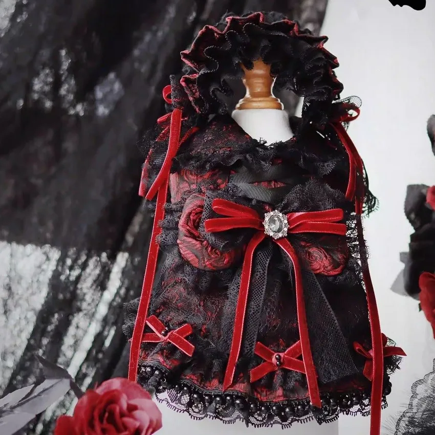 

Одежда для собак ручной работы товары для домашних животных темный готический Стиль Черное кружево бордовый классический цветовой гамма цельное уникальное платье принцессы