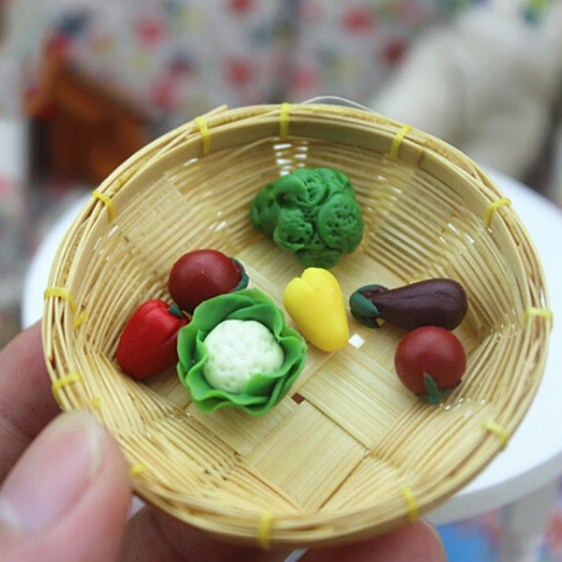 

7Pcs/set mini Fruits Vegetable Food 3-4cm Scale Dollhouse Doll Room Decor Kits Best Gift Miniatures Accessories