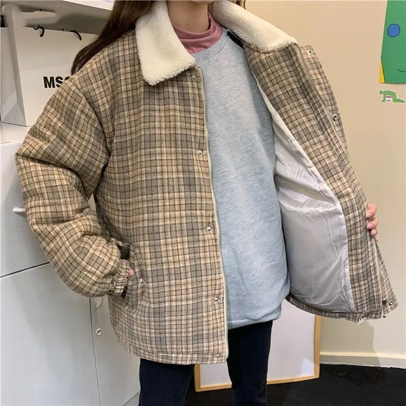 Retro Short Parkas Women Turn-down Collar Plaid Vintage Coats Korean Chic Casual Warm Winter Elegant Female Clothing Slim Coat