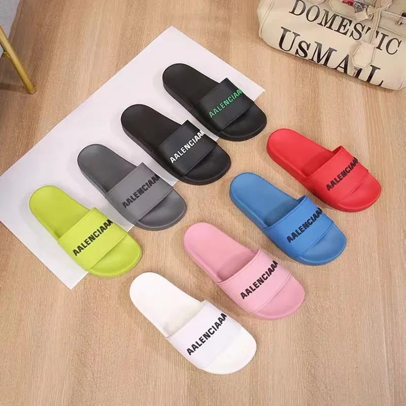 

2022 Summer New Letter Simple Outer Wear Flat Flip Flops Men And Women With The Same Style Fashion Leisure Vacation Beach Sandal