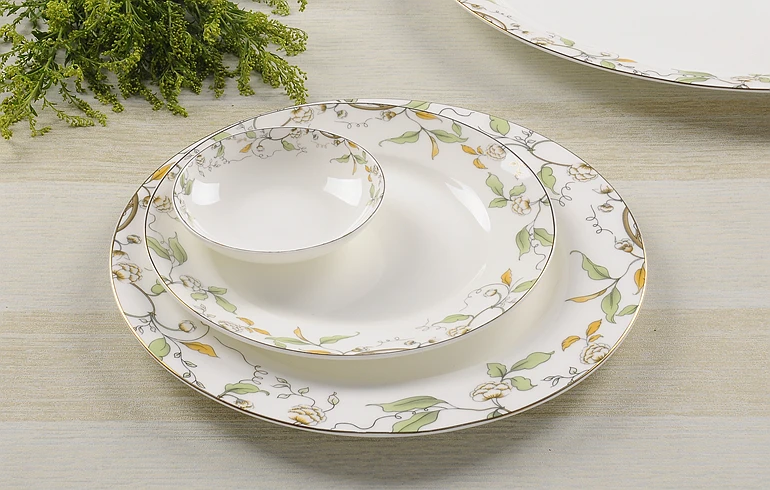 

3pcs/lot, 10 & 8 & 4 Inch, Bone China Dinner Plate Set, White Porcelain Dishes, Ceramic Sushi Plate, Dishes Plates Decoration