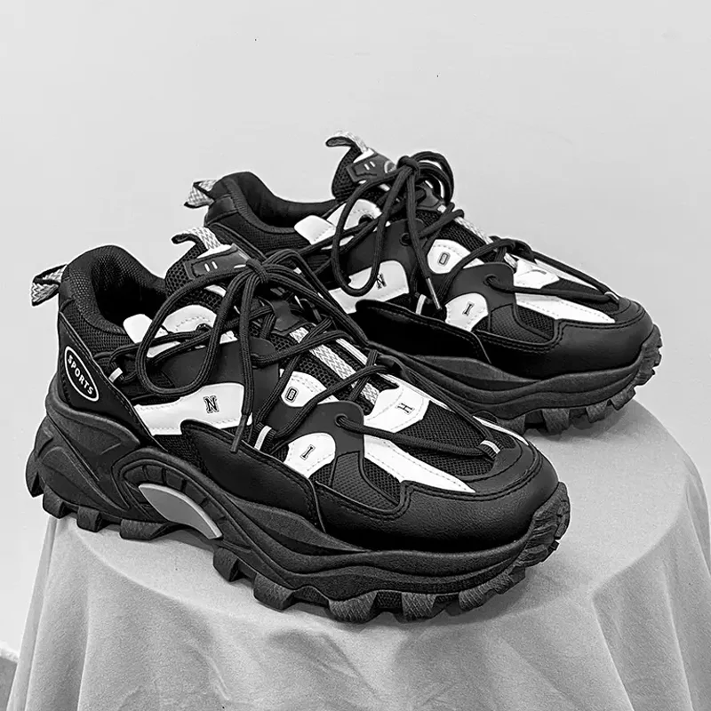 New Four Seasons Men's Shoes All-match Thick-soled Non-slip Casual Sports Shoes Fashion Trendy Comfortable Lace Up Daddy Shoes