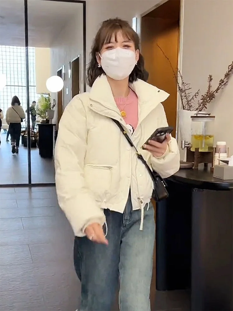 Популярный в этом году короткий пуховик для женщин новинка зимы 2024 маленькое