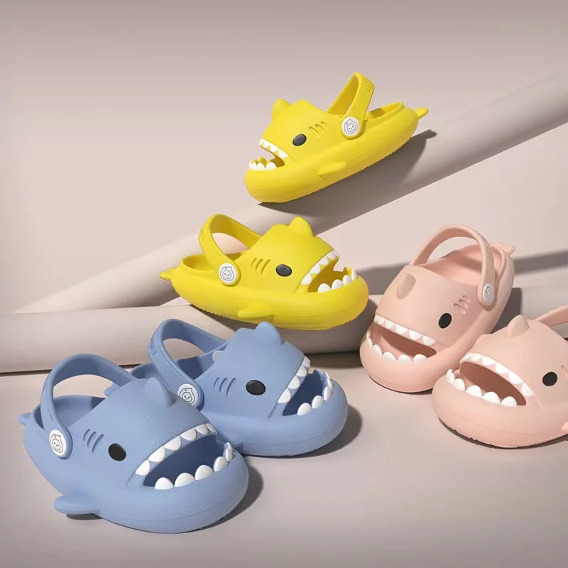

2022 Summer New Children's Fashion Girls Sandals Flat Kids Cute Don't Talk Shark Blue Boys All-match Beach Shoes Covered Toes