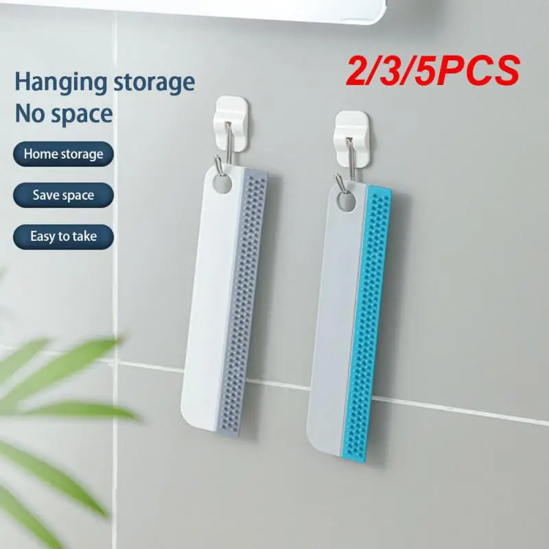 

Скребок резиновый для ванной со встроенным крючком