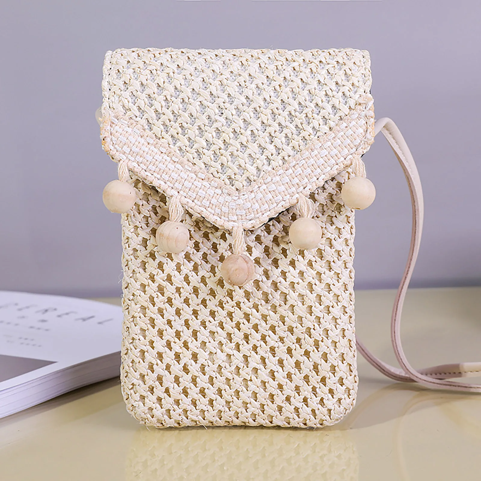 

Ladies Straw Woven Shoulder Bags Female Summer Beach Casual Daily Holiday Handbags for Ladies Outdoor Traveling