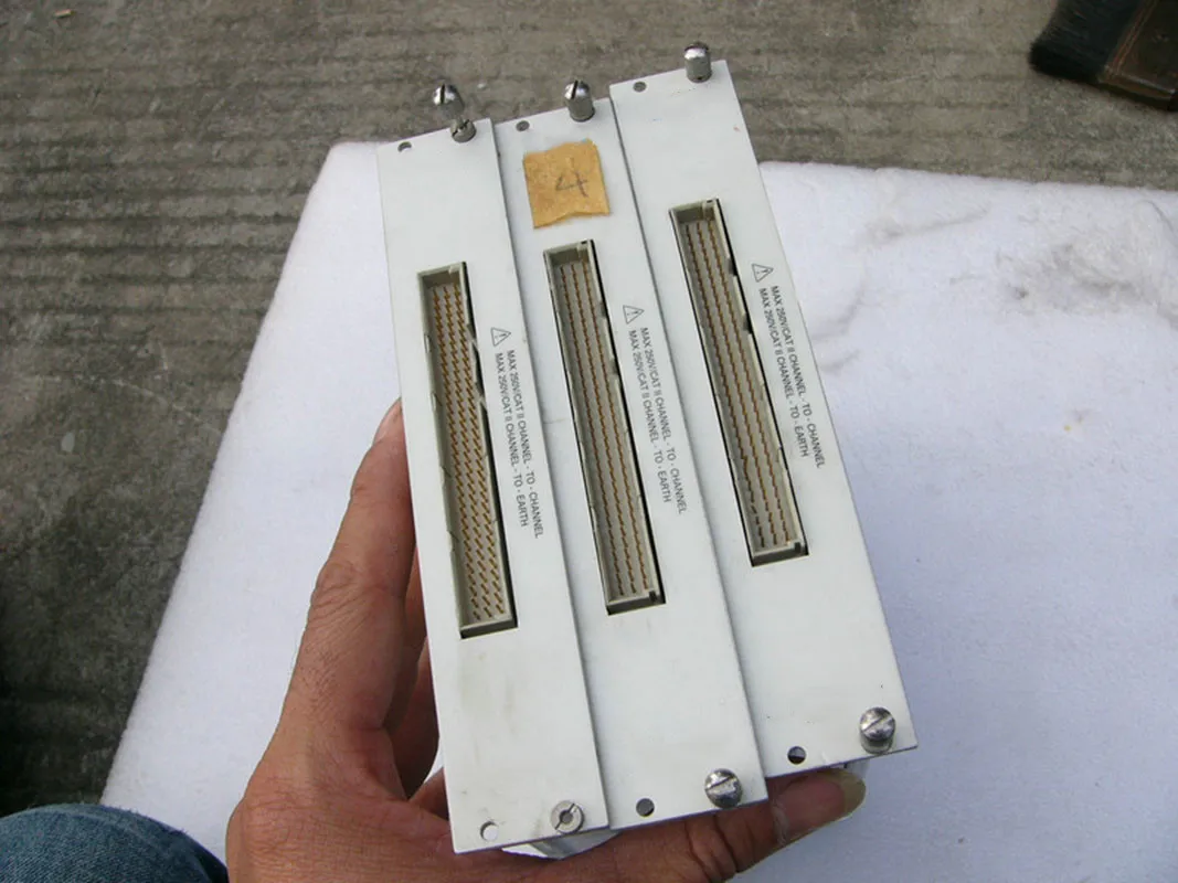 Национальный SCXI-1127 32-канальное реле Multiplex/Matrix 250V