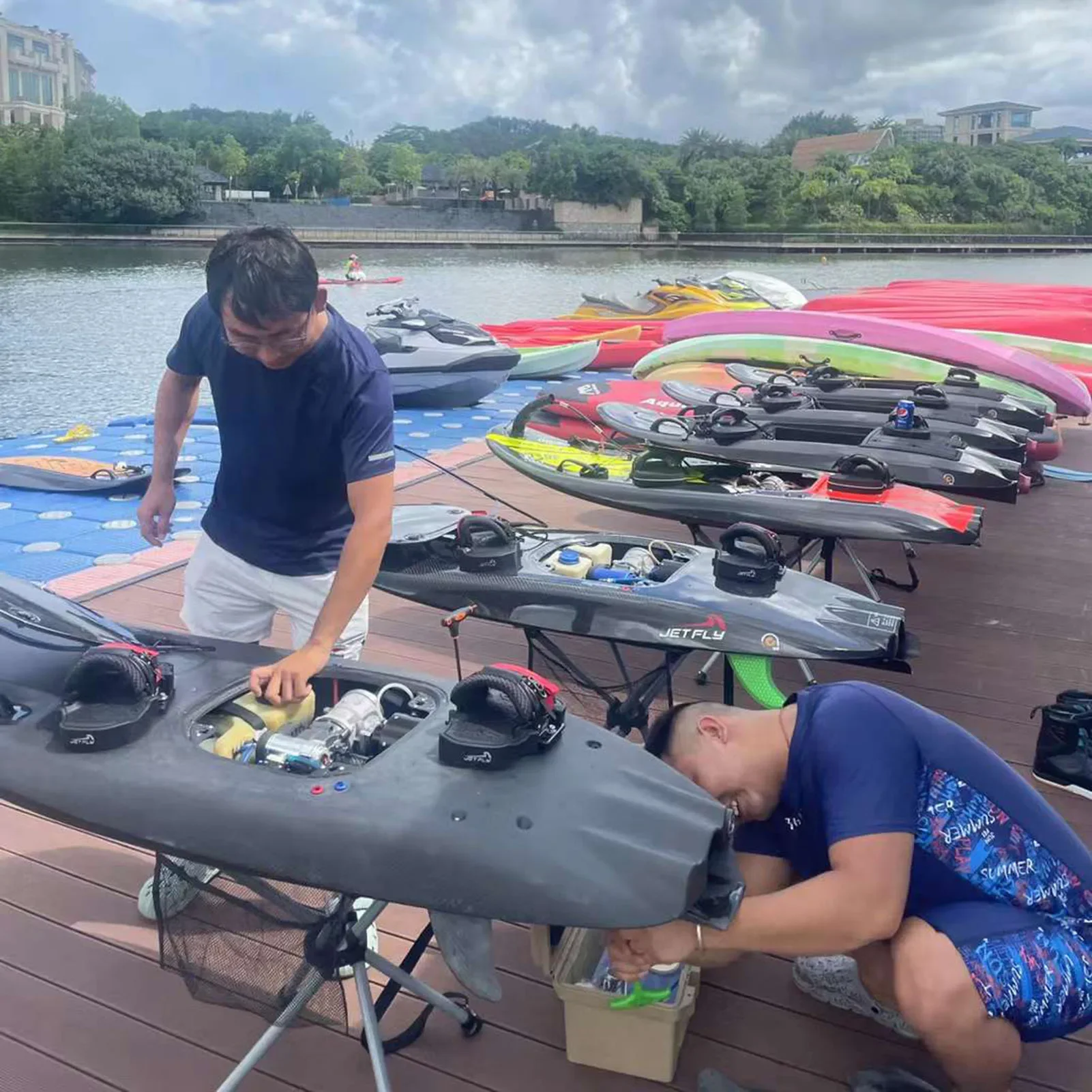 JETFLY Jet Power Электрический моторизованный подвод для всех возрастов Высокое