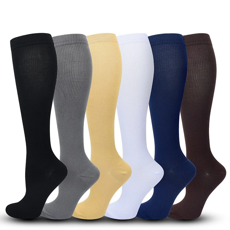 

3pcs Solid Color Elasticity Running Men Medium Tube Socks Outdoor Unisex Sweat Absorption Sports Pressure Socks Varicose Socks