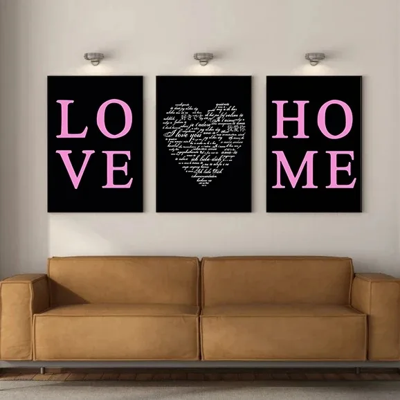 Настенная картина с надписью Love Me