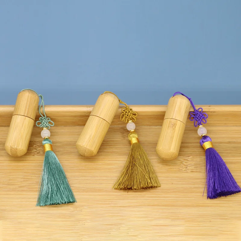 10pcs Natural Bamboo Roll on Bottle 5ml Portable Essential Oil Container Vintage Mini Perfume Bottle with Chinese Knot Tassels