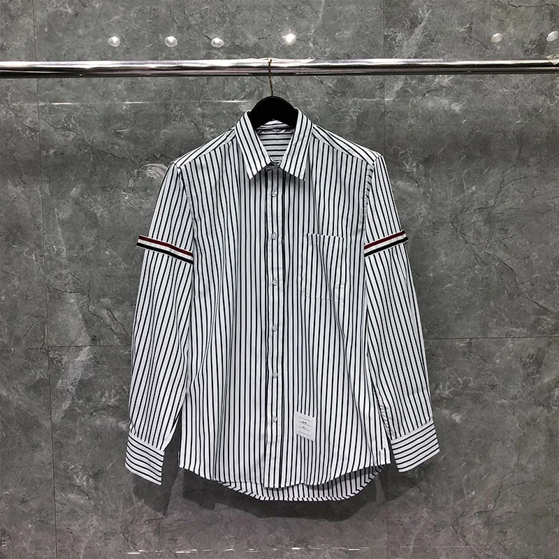 

TB THOM Shirt Spring Autumn Fashion Brand Men's Shirt RWB Ribbon Armband Black Vertical Stripe Cotton Oxford Wholesale TB Shirt