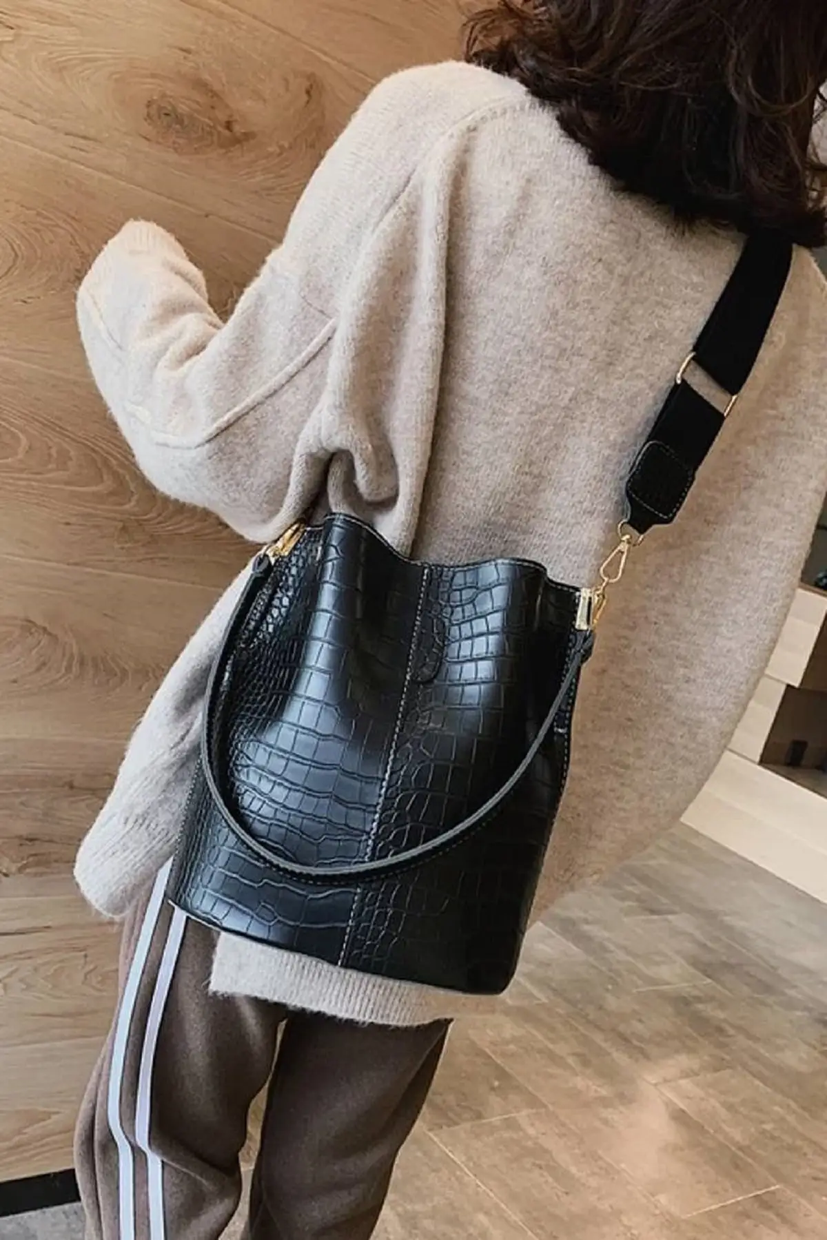 

Chris Black Women's Three Compartment Magnet Detail Bag