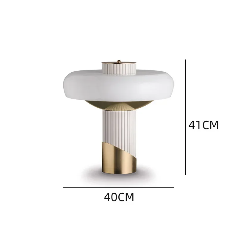 Постмодернистская роскошная настольная лампа скандинавская оригинальность для