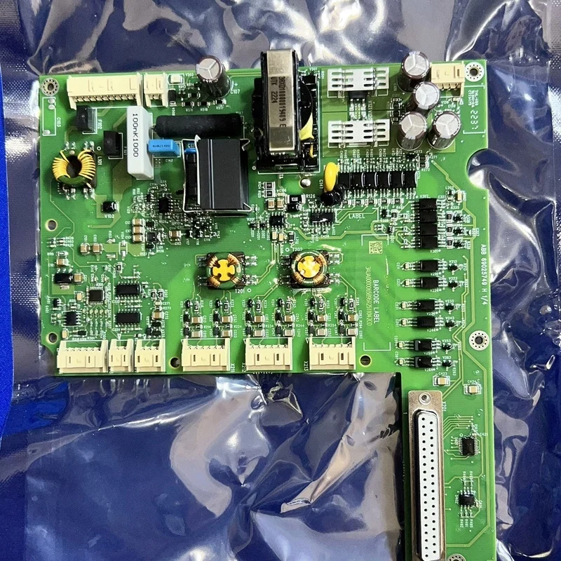 Новый преобразователь частоты ABB ACS880-045A-061A серии 22-30 кВт плата драйвера питания