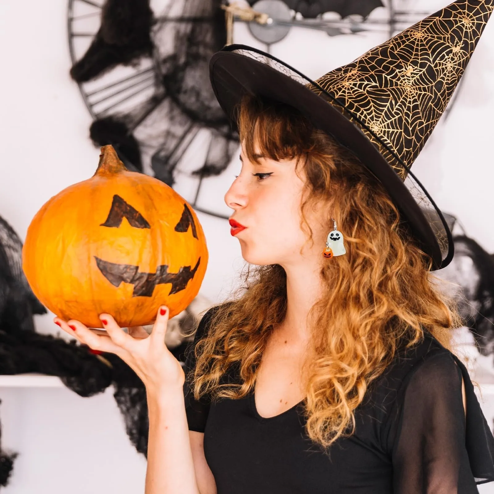 Женские 3d светящиеся серьги на Хэллоуин милые темные серьги-подвески украшения