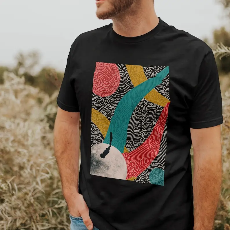 Оригинальная футболка унисекс вдохновленная Universe его захнота и вибрация