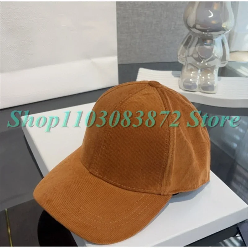 Рисунок 2 - Модная Вельветовая бейсболка 662245