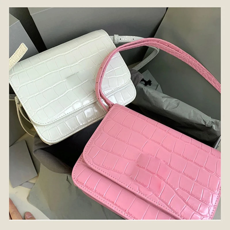 

High-quality Leather Handbag Crocodile Pattern Tofu Bag B Hourglass Shoulder Underarm Small Square Bag Retro Organ