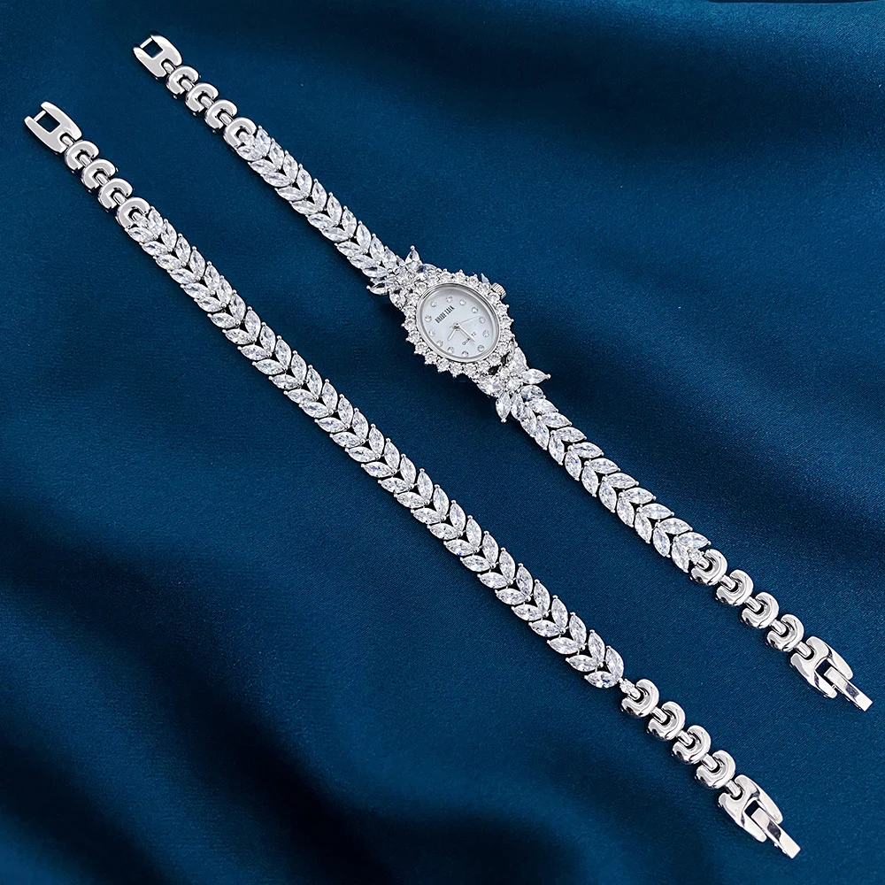 

Женские часы-браслет TIRIM с фианитами класса ААА