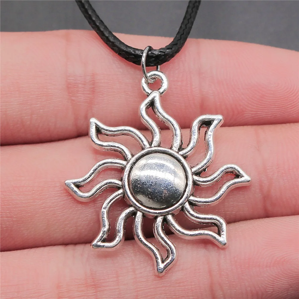 

Dropshipping 2 Colors 35x31mm Sun Pendant Faux Black Leather Rope Chain Necklace