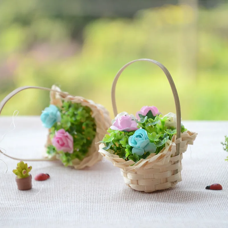 Фотообои с ручками Ротанговые корзины цветами для свадебного стола в