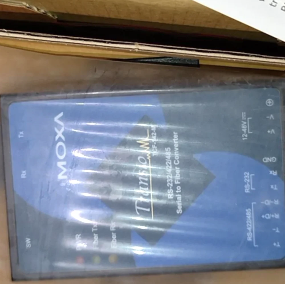 

Новый медиаконвертер MOXA TCF-142-M-SC из оптического волокна