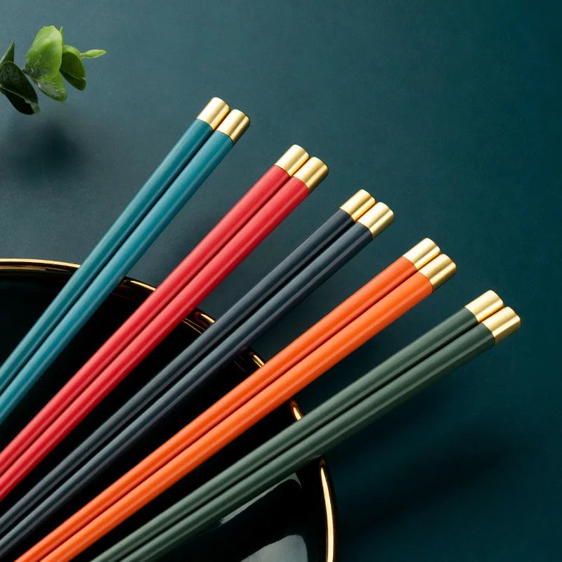 

5Pairs Chinese Japanese Chopsticks For Eating Reusable Metal Korean Cooking Chopsticks Set Stainless Steel Alloy Sushi Sticks
