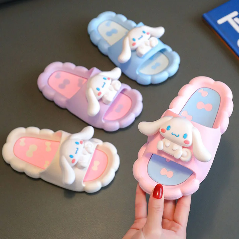 

Sanrio Cinnamoroll тапочки Kawaii милые аниме мультфильм для дома ванной комнаты противоскользящие ванной искусственные девушки рождественские подарки
