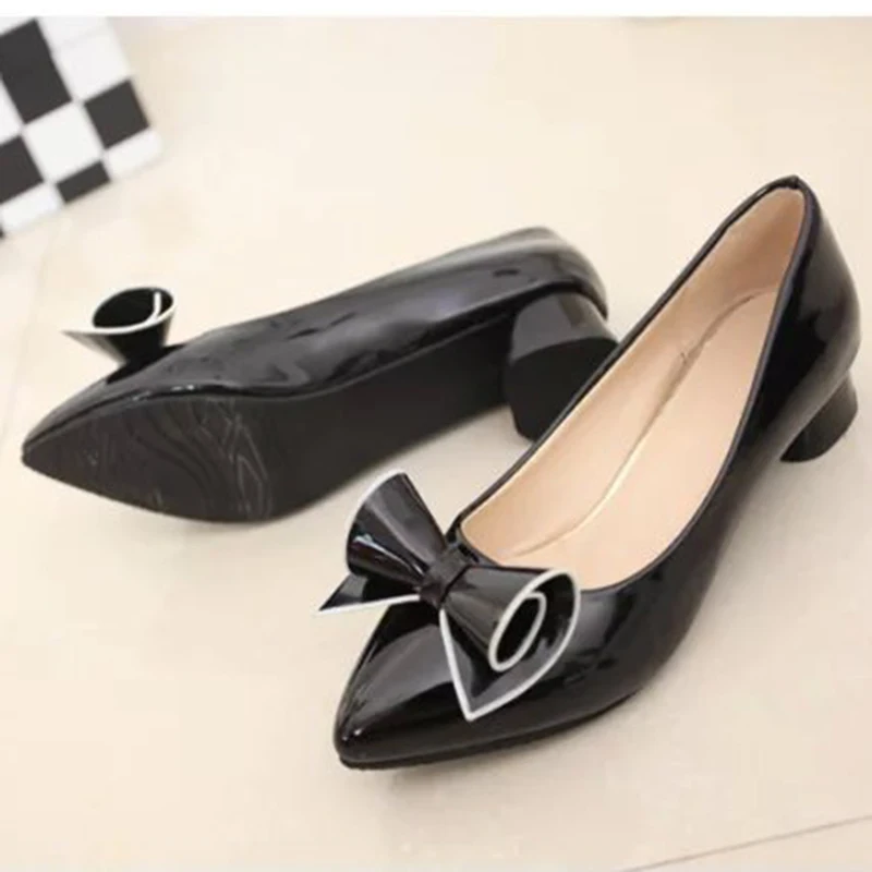 

Woman Butterfly-knot Flats Japanned Leather Loafers Moccasins Med Heels Zapatillas Mujer Pointed Toe Women Shoes Plus Size 35-43