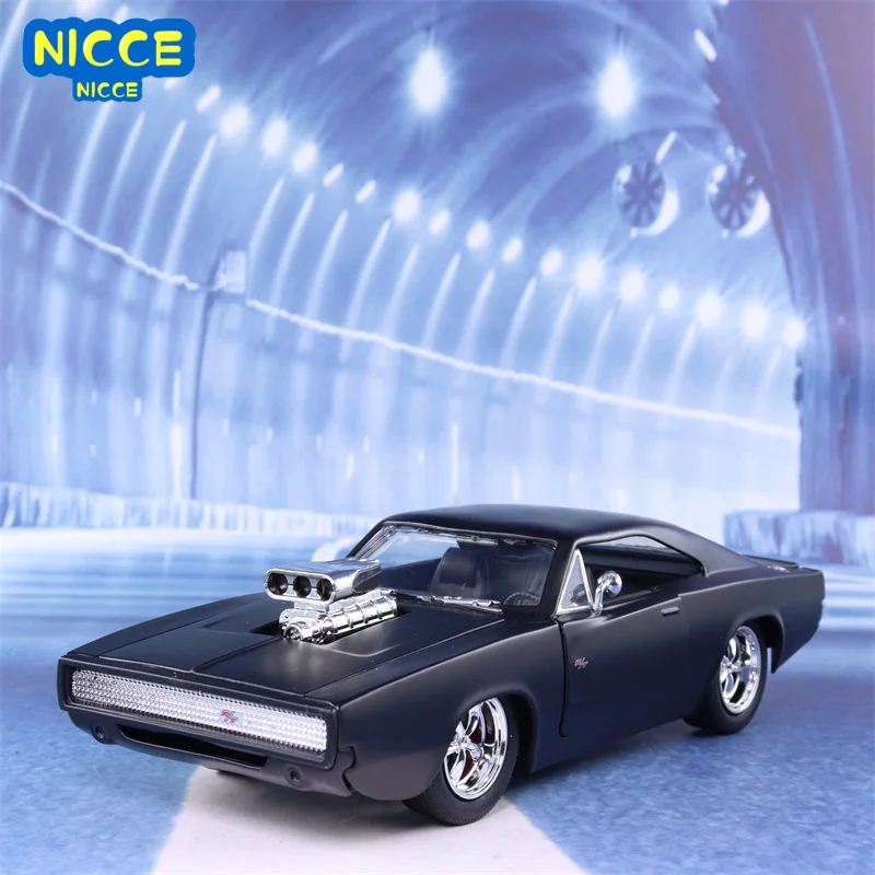 

Nicce 1:24 Scale Racer Street The DODGE Charger RT 1970 Diecast Vehicle Metal Car Toy Model Miniature Collectibles Gifts Z10