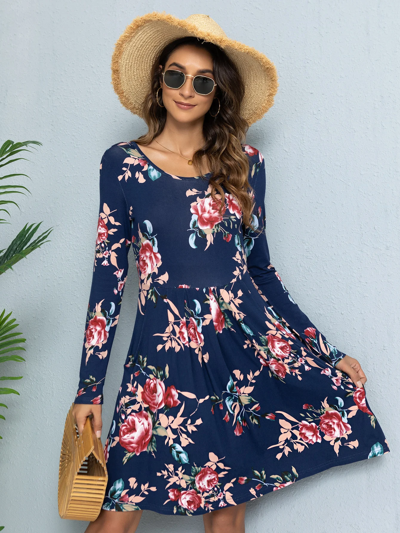 Элегантное ТРАПЕЦИЕВИДНОЕ ПЛАТЬЕ LEVACA с косым карманом цветочным принтом круглым