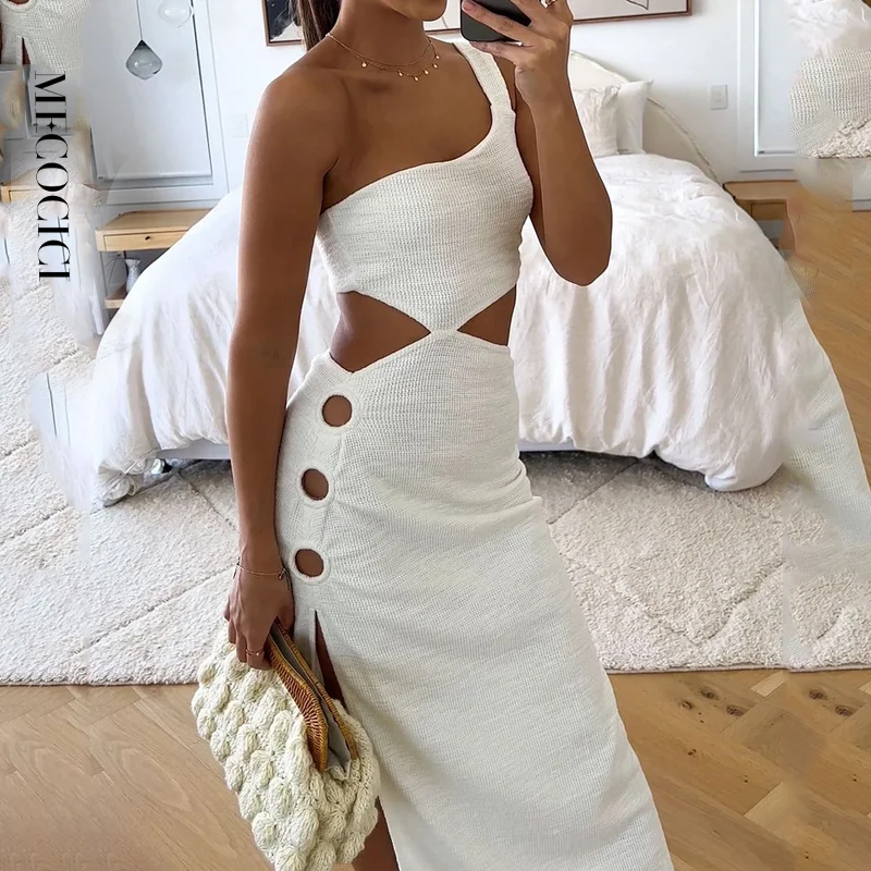 

MECOCICI Women Maxi Dress Summer Fashion Sexy Solid Slim Slanted Shoulders Cutout Slit Evening Party Dresses High Streetwear